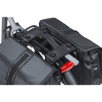 Basil Doppeltasche Urban Dry MIK 2.0 matt black